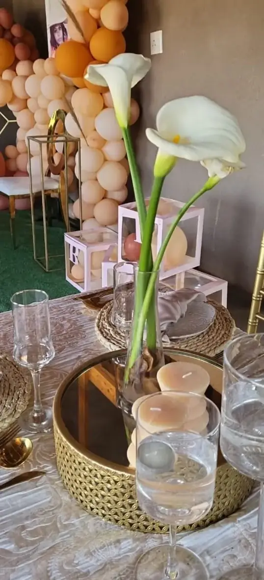 Floral Still Life. Elegant calla lilies and considered glassware make even a small detail feel special.