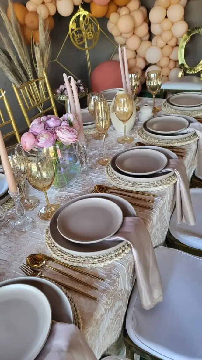 Champagne Table Story. Refined neutral styling, graceful glassware and layered textures ready for a special occasion.